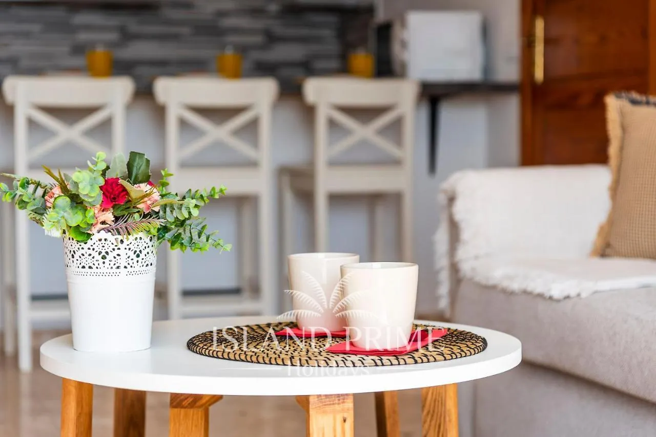 아파트 Oceanfront Holiday With Stunning Views Lbr650 산미겔데아보나 스페인