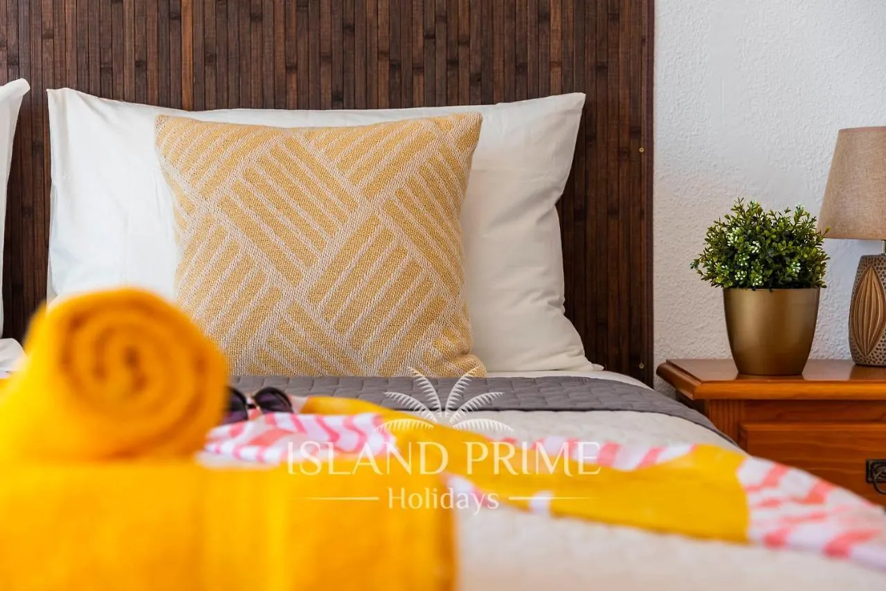 Oceanfront Holiday With Stunning Views Lbr650 산미겔데아보나 스페인